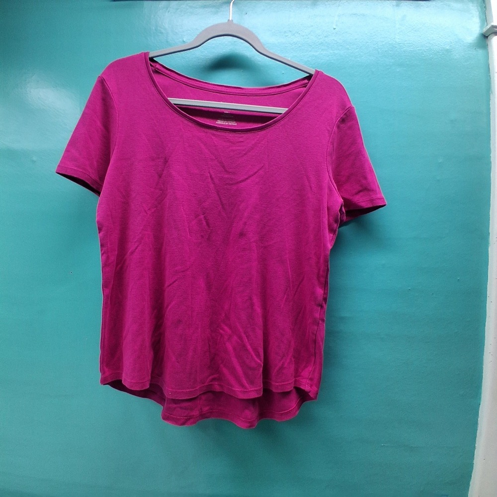 Chico's The Ultimate Tee Size 1 Magenta Pink Cotton Scoop Neck High-Low Basic